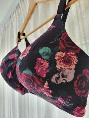 Torrid Wire-Free Lined Bra 44DD